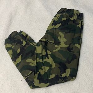 Boys camo joggers